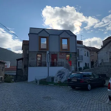 Шале Casa Da Carvalha -