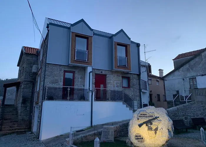 Casa Da Carvalha - * Loriga